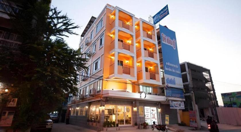 Hostel Hoppers Place Donmuang *