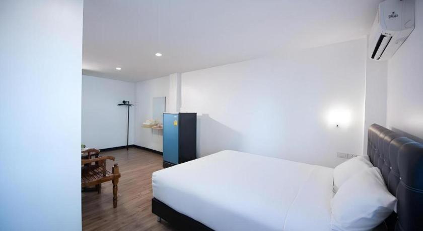 Hostel Hoppers Place Donmuang *